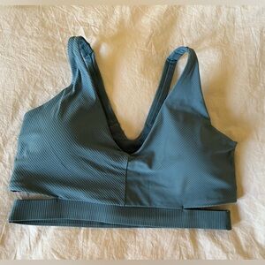 Nike sports bra NWOT sz L